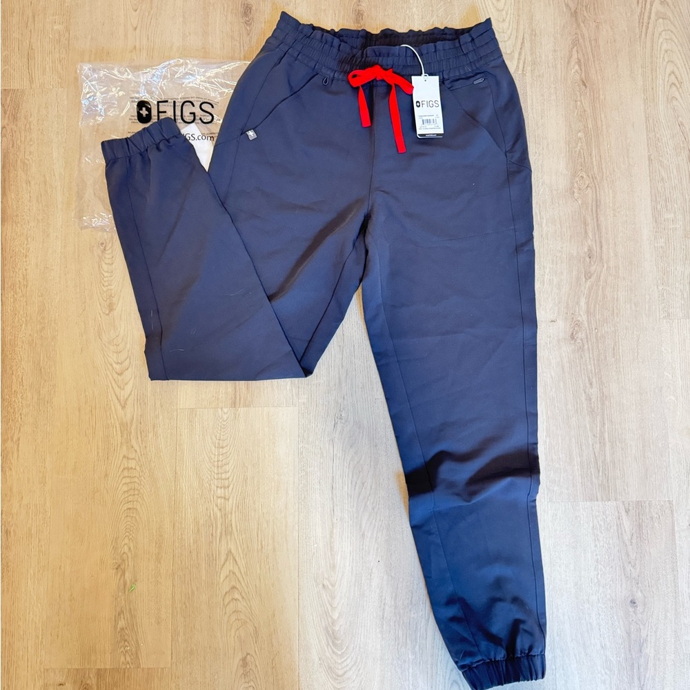 NWT FIGS High Waisted Regina Jogger Scrub Pants